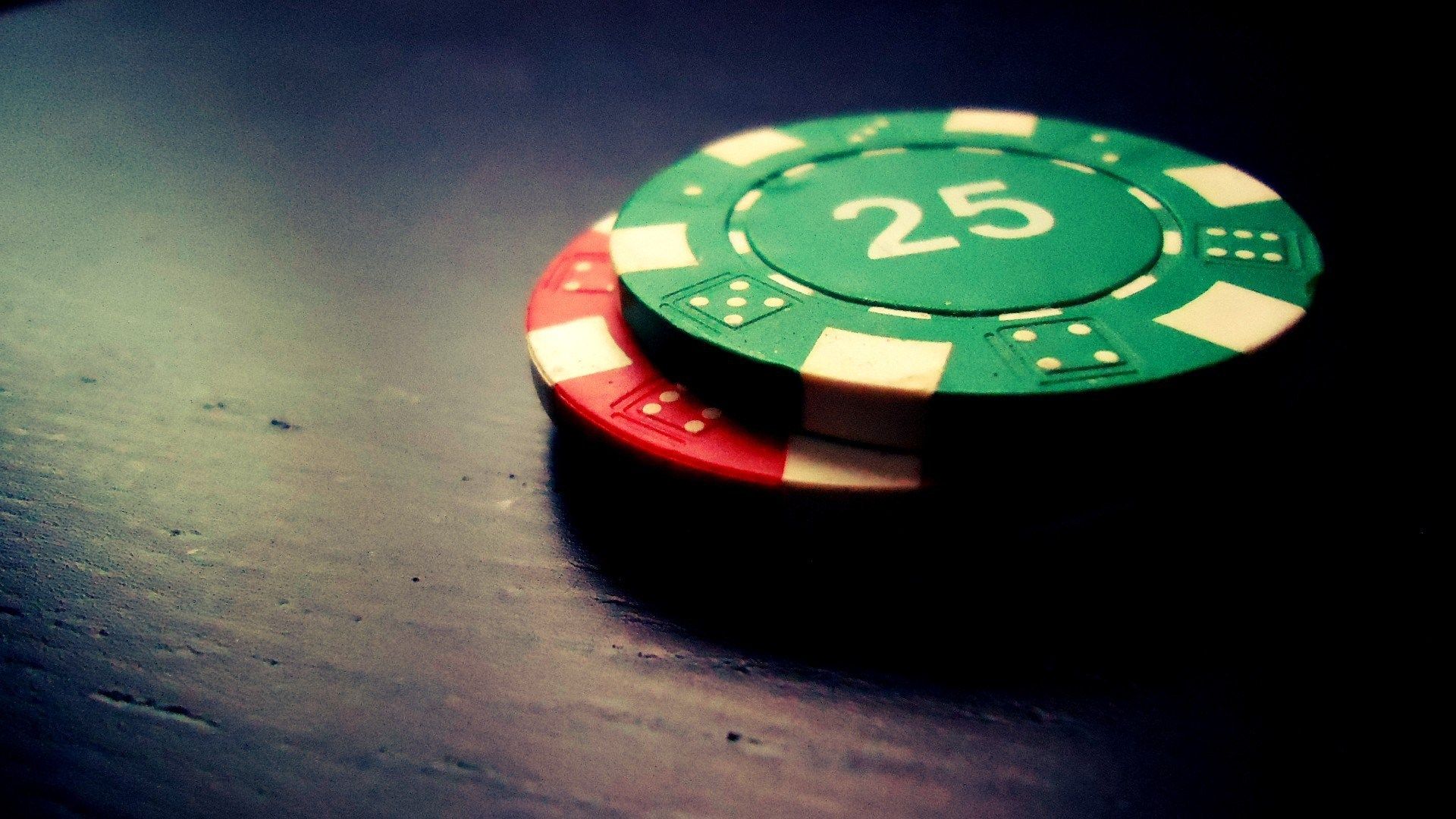 Reasons for Growing Popularity of Online Poker Outlets