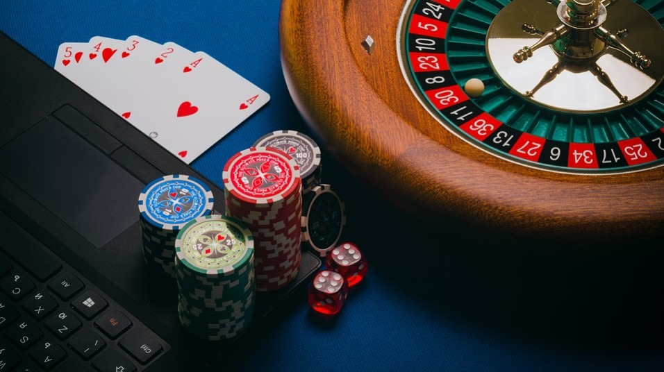 What Does Online Casino gambling Mean?