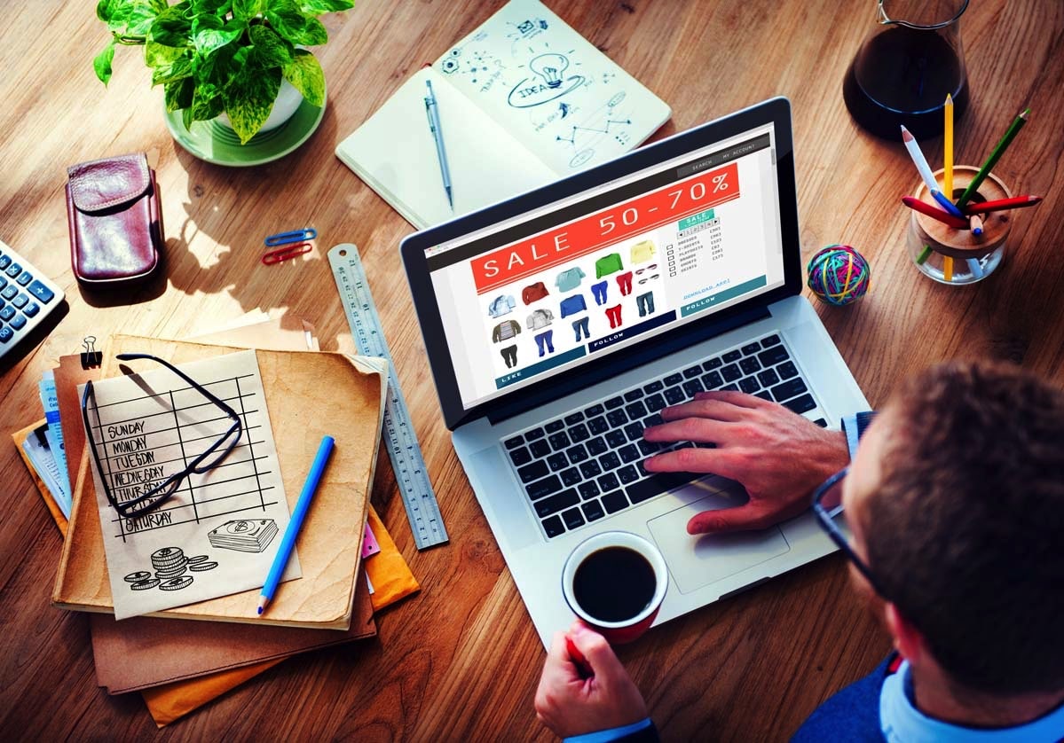 Get Your Masters in Digital Marketing: Pros and Cons of Pursuing a Career in Marketing